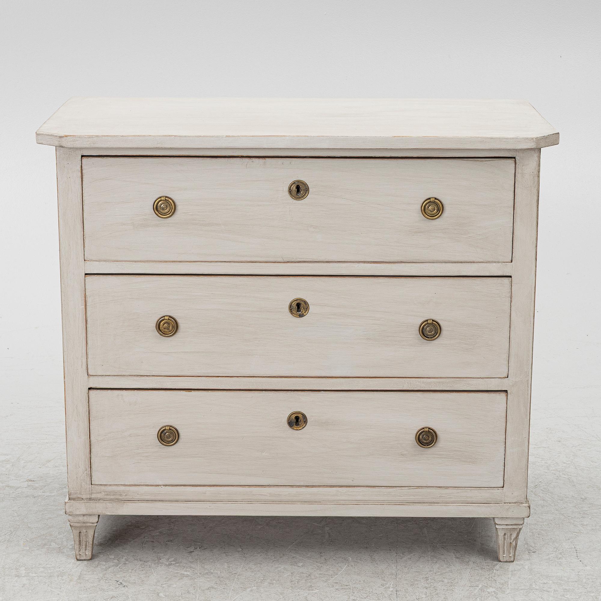 A Gustavian style chest of drawers, second half of the 20th century.