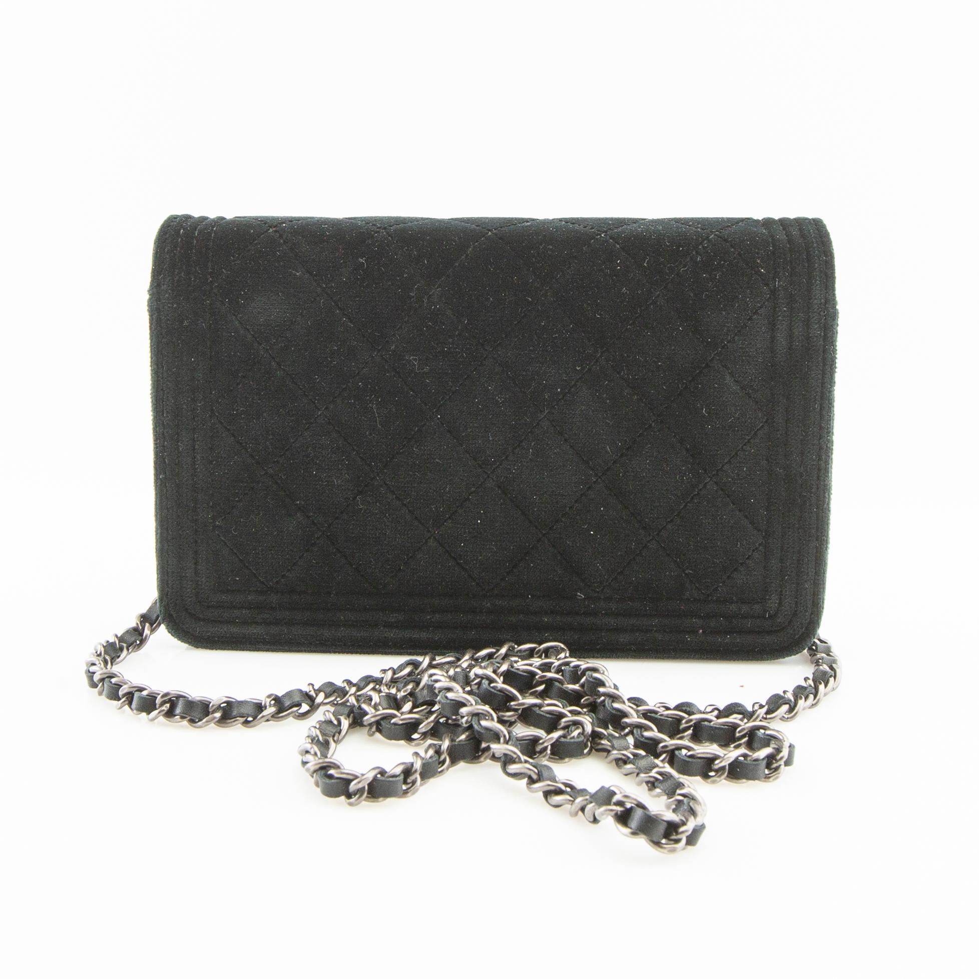Chanel, väska "Boywallet on chain".