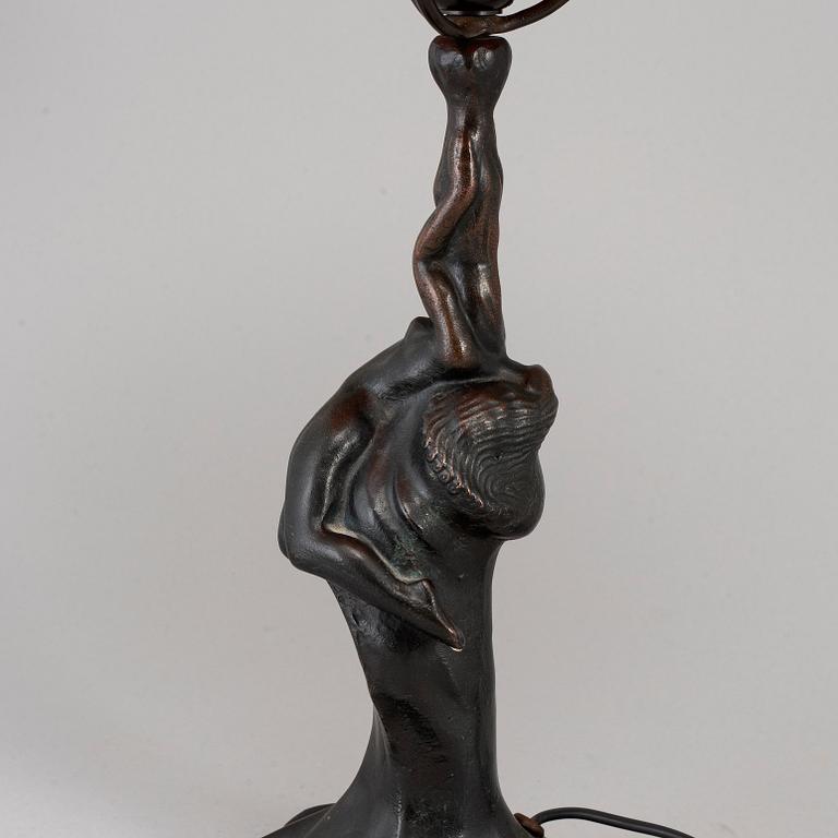 A HALVAR FRISENDAH bronze table lamp.