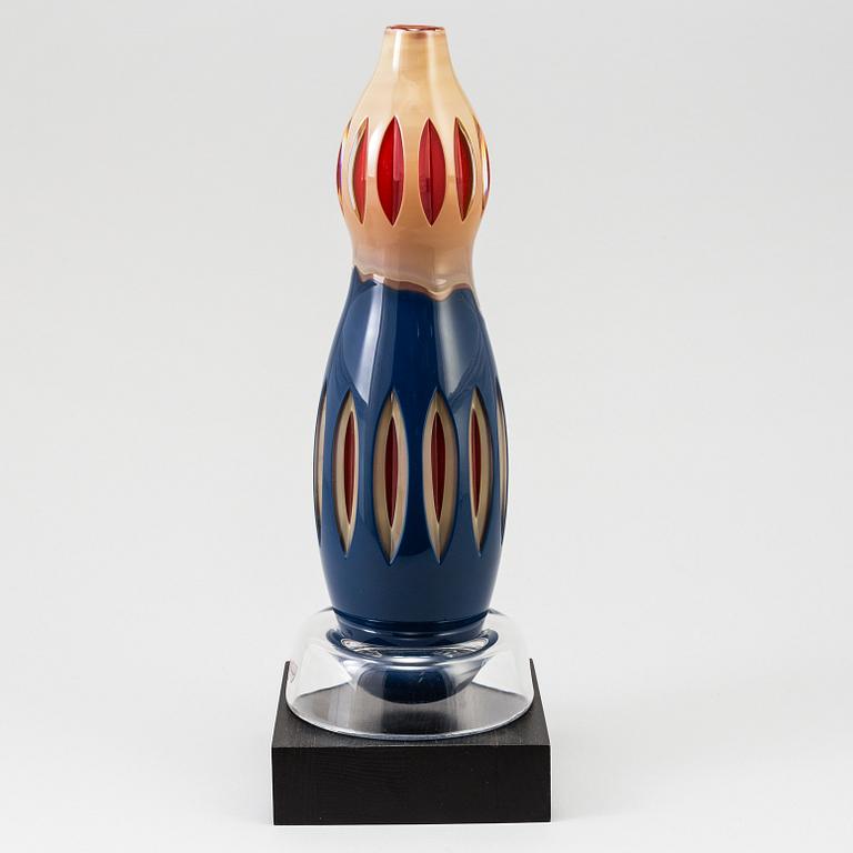 MATZ BORGSTRÖM, a glass vase or sculpture, Orrefors gallery 1990.