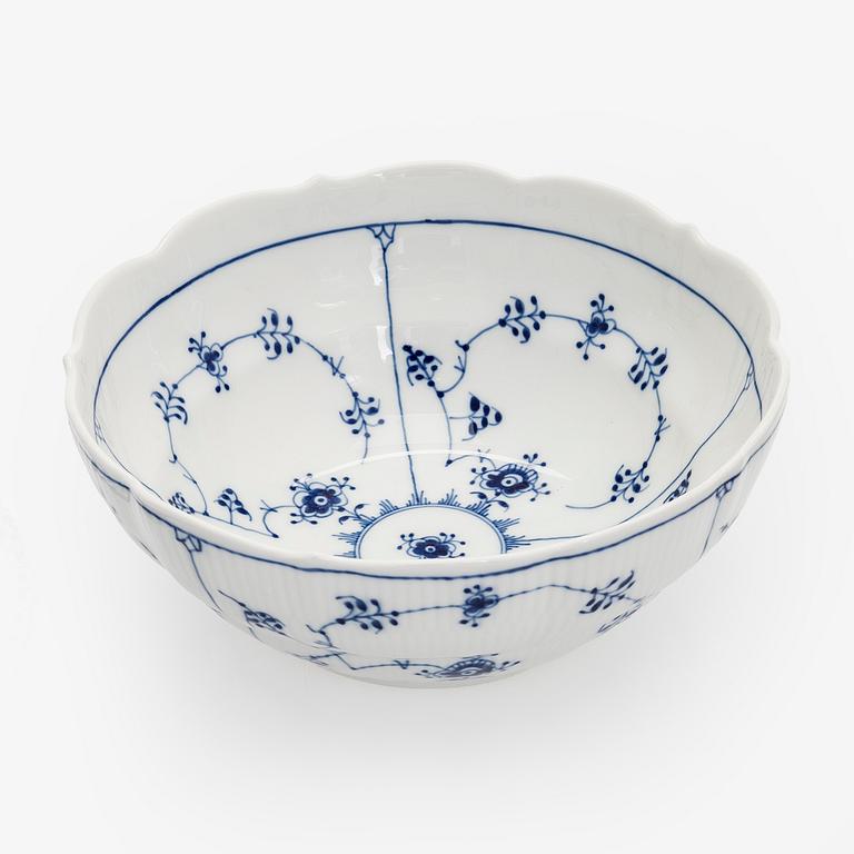 An 8-piece porcelain "Musselmalet", Royal Copenhagen, Denmark.