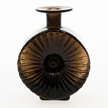 HELENA TYNELL, a 'Sun bottle' for Riihimäen Lasi Oy. In production 1964-1974.