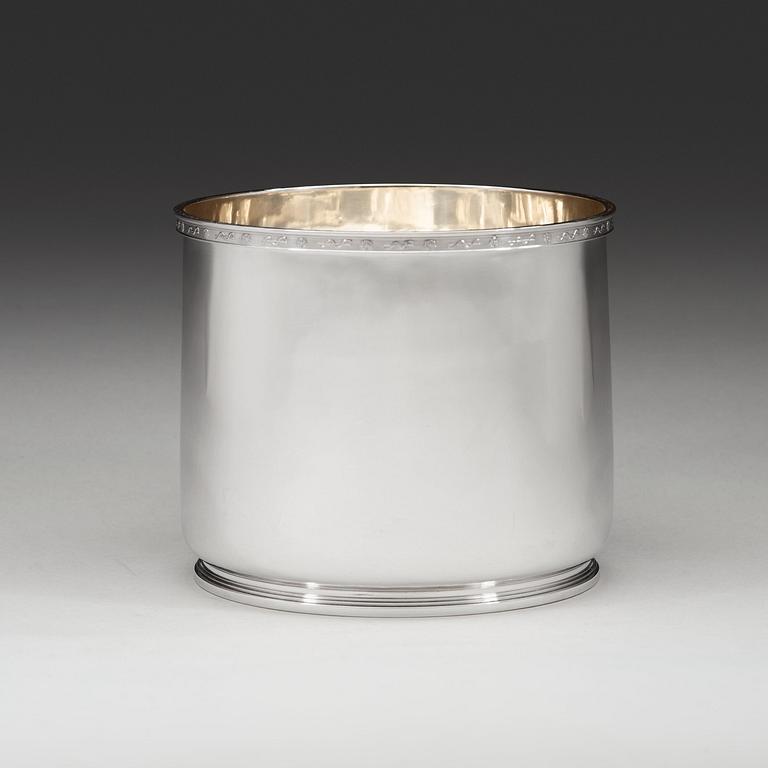 An Atelier Borgila sterling wine cooler, Stockholm 1939.