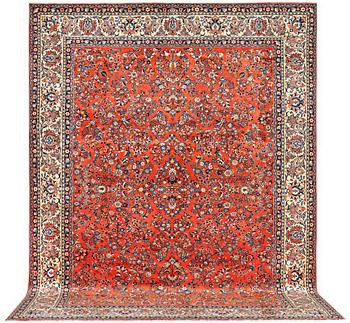 A carpet, Sarouk, c. 398 x 296 cm.