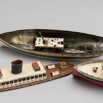 LEKSAKSBÅTAR, 2 st, plåt, Fleischmann, Tyskland 1930-tal.
