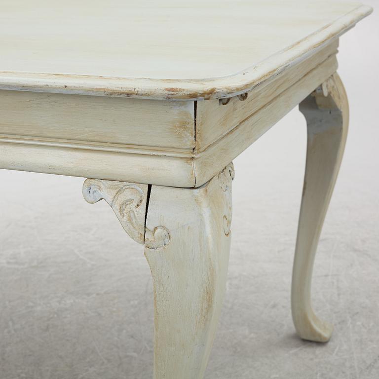 Dining table, Rococo style, first half of the 20th century.