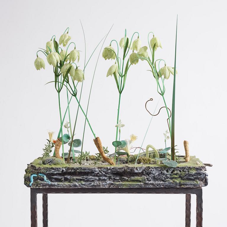 Veit Laurent Kurz, stål, frigolit, akryl, plast, 2014.