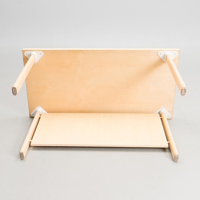 A 1990s working desk for Artek.