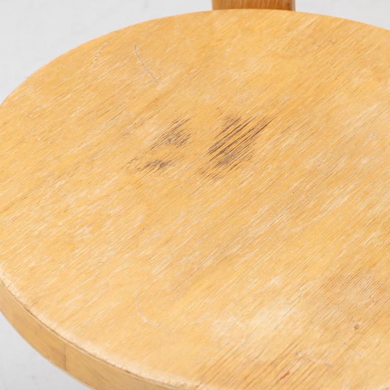 Alvar Aalto, barnstolar, ett par, modell 66, Artek, Finland.