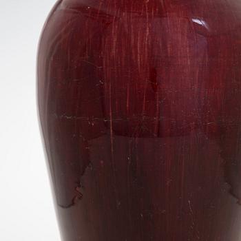 Vas, keramik. Kina, 1900-tal.