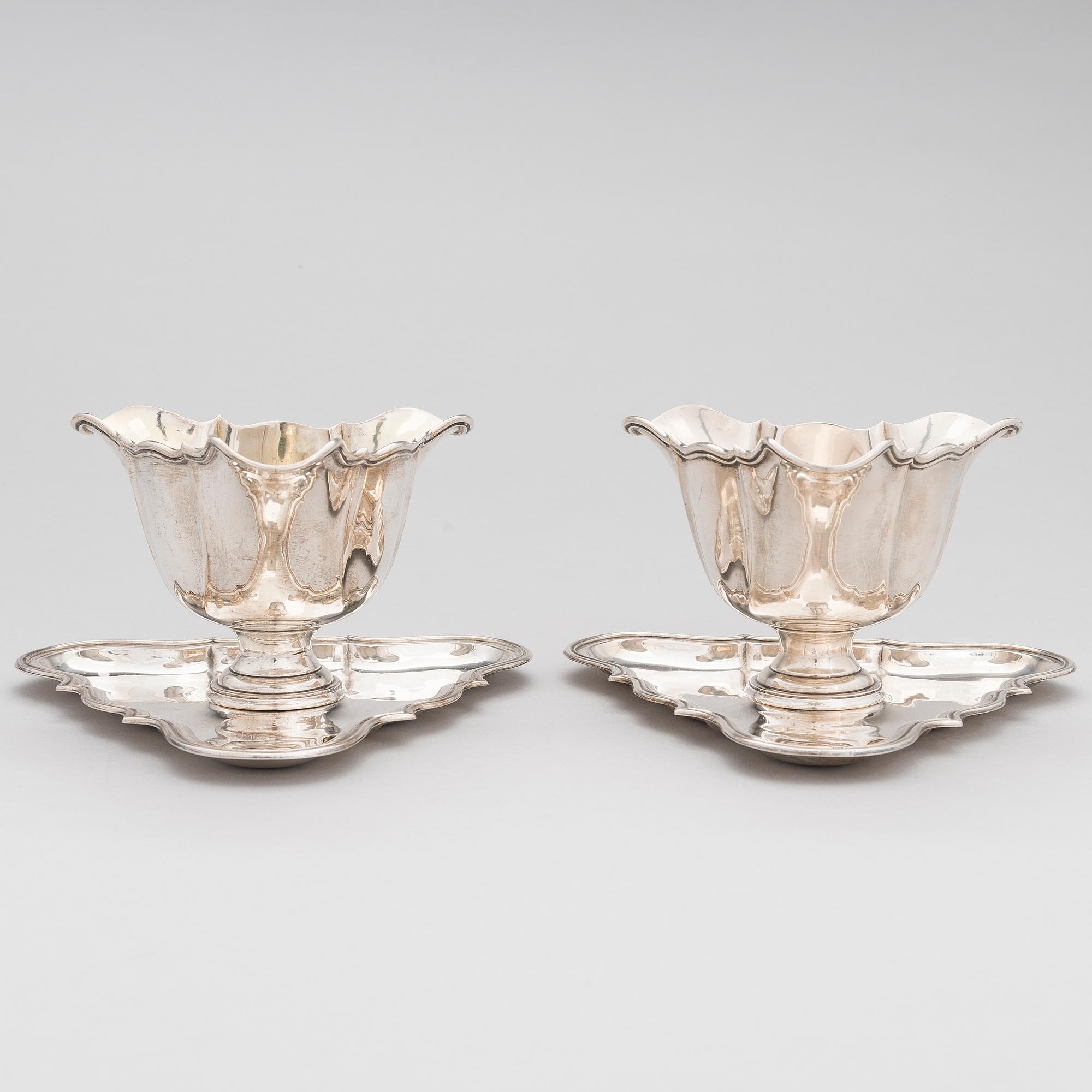 GRANN & LAGLYE, A pair of silver sauce bowls, assay master Christian F. Heise, Copenhagen 1928.