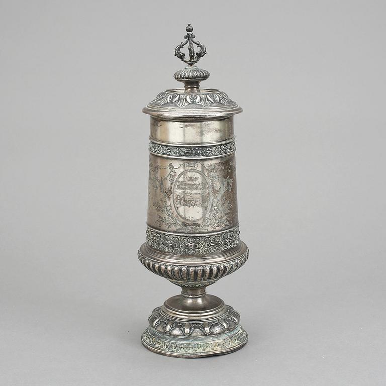 STOP, silver, Nyrenässans, otydliga stämplar, möjligen Göteborg 1885. Vikt ca 575 gram.