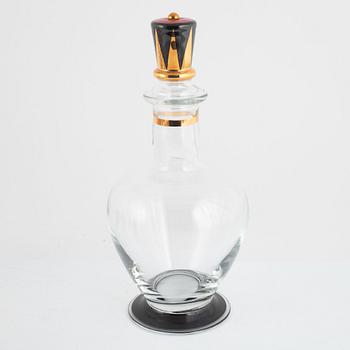 Gunnar Cyrén, carafe and 13 schnapps glasses from the Nobel Service, Orrefors, late 20th century.