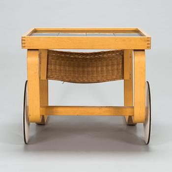 Alvar Aalto, a model '900' tea-trolley, 1960/70s for Artek.