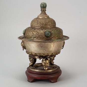 A Mongolian covered ceramonial vessel, 20th century.