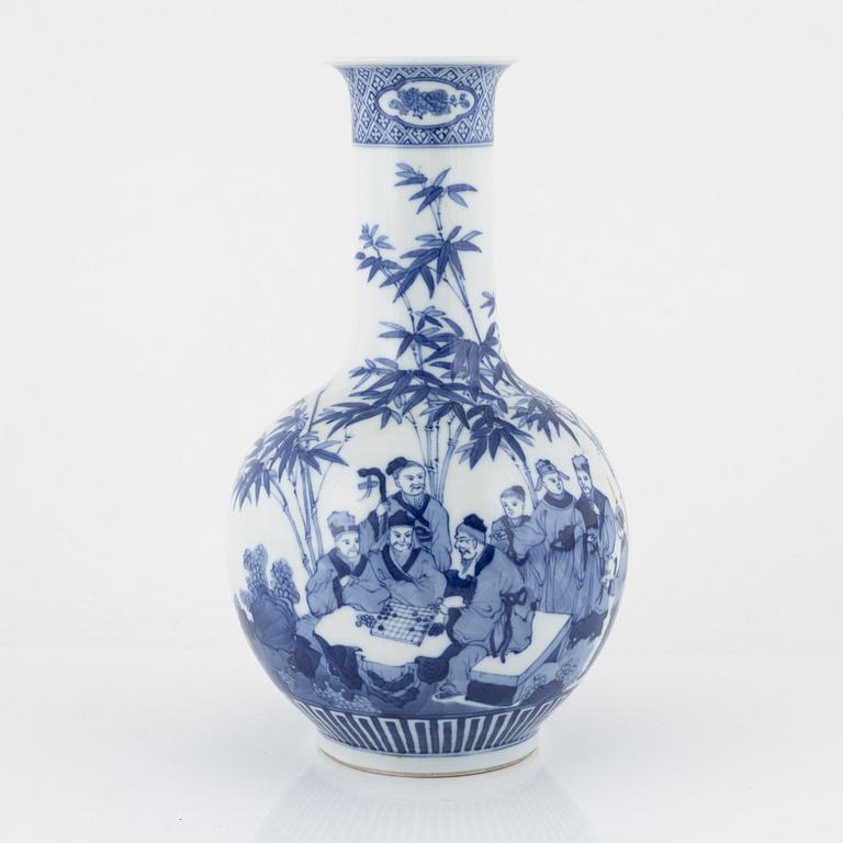 A Chinese blue and white vase, 20th Century.