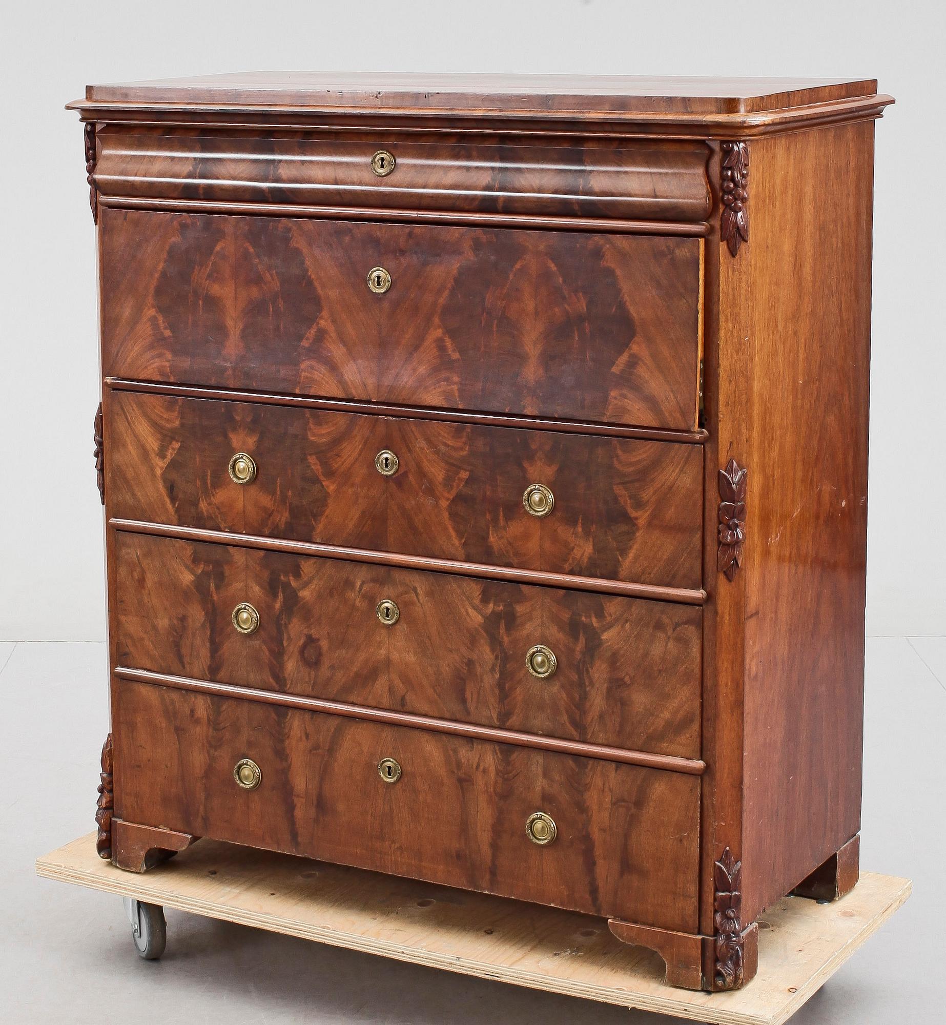 CHIFFONJÉ, senempire, 1800-talets mitt.
