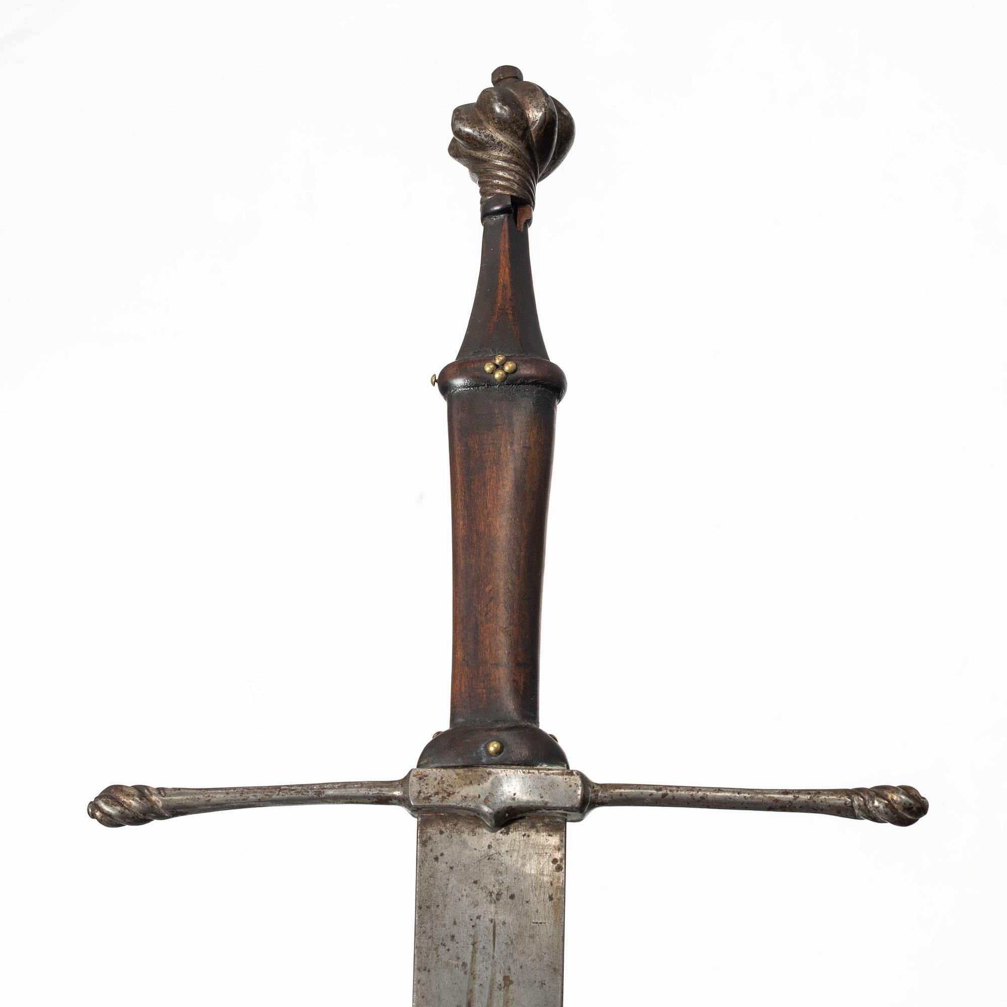 Tvåhandssvärd, 1800-tal med äldre delar.