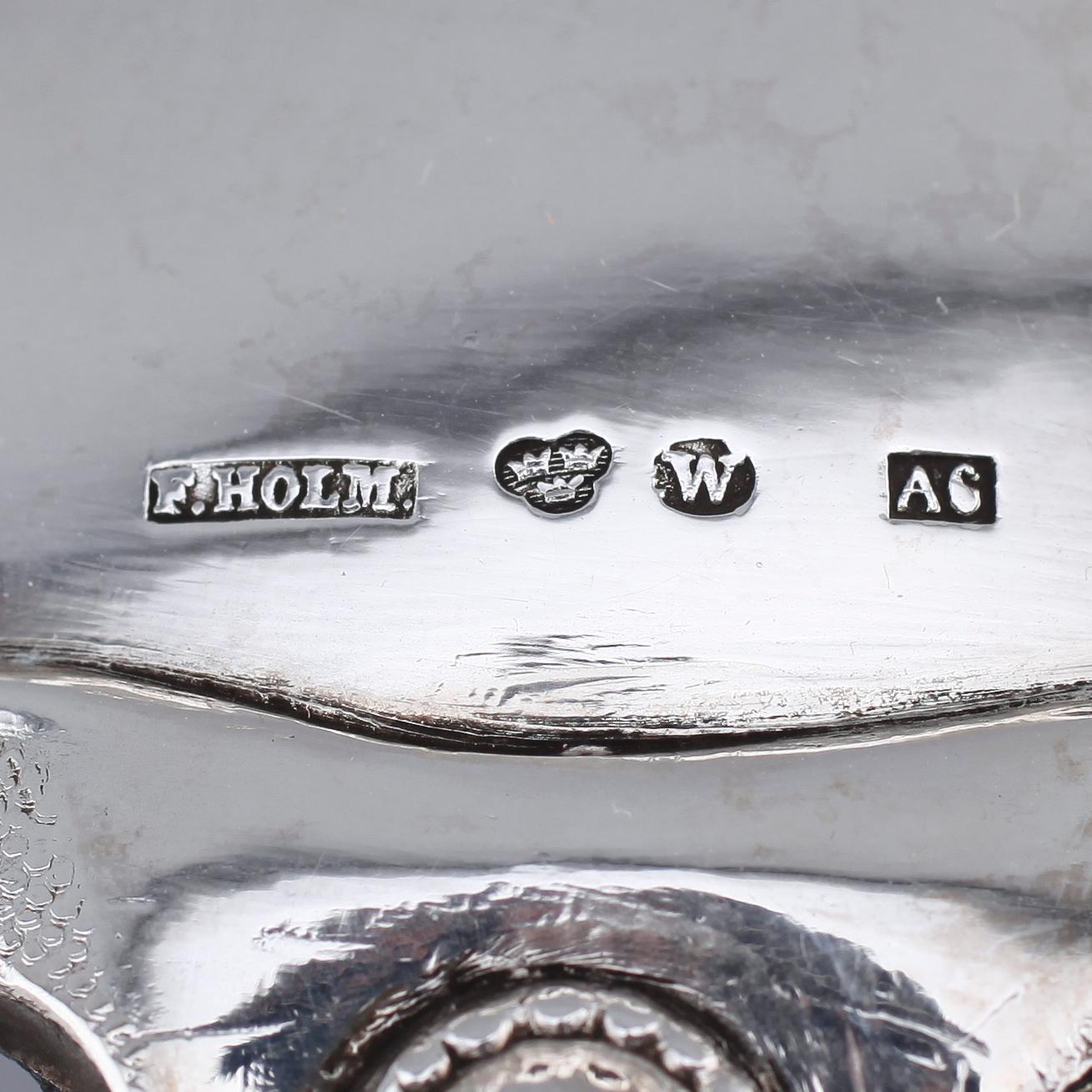 SKÅL PÅ FOT, silver, Frans Holm, Vadstena 1879. Vikt ca 542 gram.