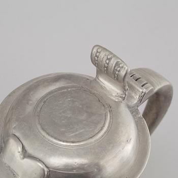 Two tankards and two pots in pewter, i a by Pehr Henrik Lundén in Lidköping, 19th century.