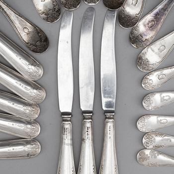 BESTICK, 21 st. Silver. Bl a Adolf Zethelius Stockholm 1830. Totalt 1340 g.