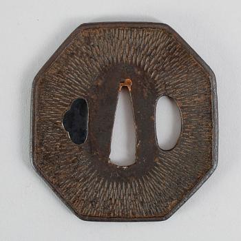 TSUBA, 2 st, järn, Japan, 1600-/1700-tal respektive 1700-tal.