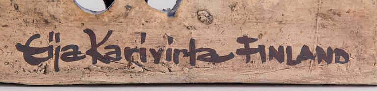 EIJA KARIVIRTA, kandelaber/ skulptur, stengods, signerad Eija Karivirta, Finland.