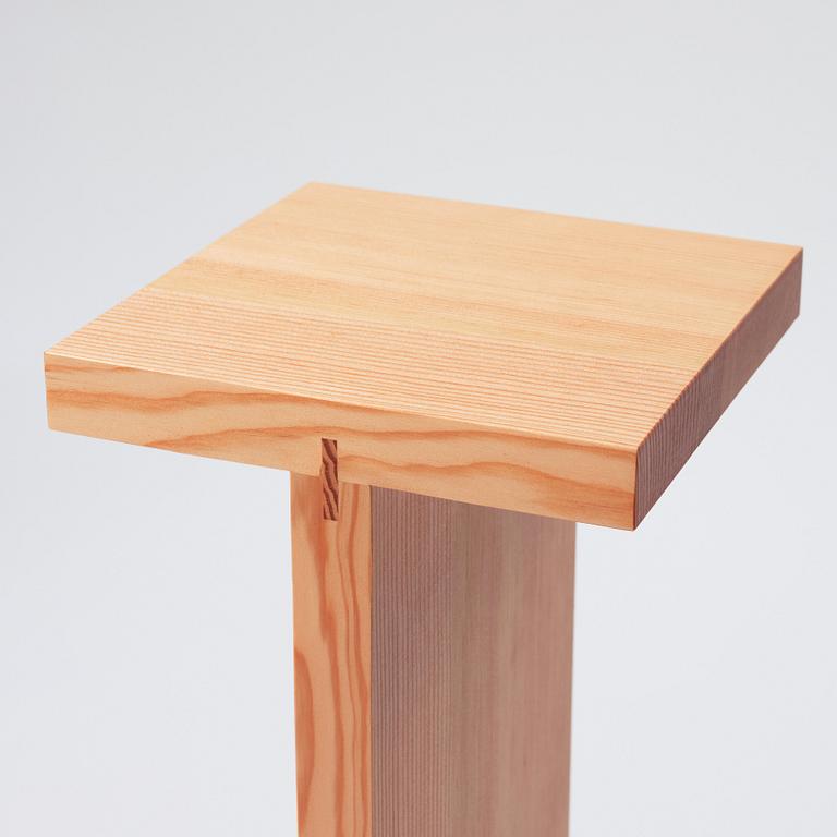 TAF, Gabriella Lenke & Mattias Ståhlbom, "Balk 700", pedestal, ed. 1/3, 2023.
