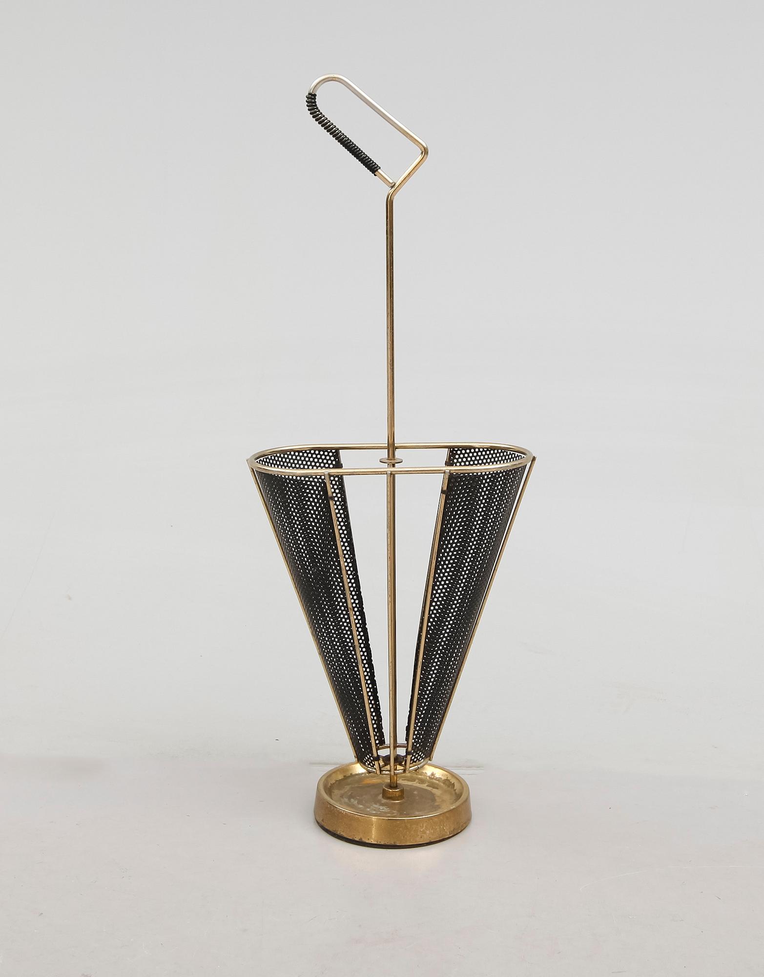 PARAPLYSTÄLL, 1900-talets mitt.