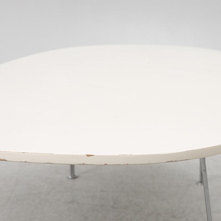 Bruno Mathsson, & Piet Hein, coffee table "Superellipse", second half of the 20th century.