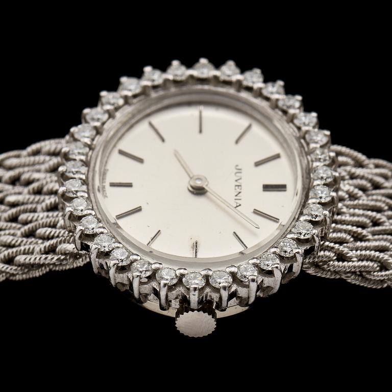 DAMARMBANDSUR, 18k vitguld med 32 briljantslipade diamanter, tot ca 0.96 ct, Juvenia, Schweiz, 1900-tal. Vikt 50 g.