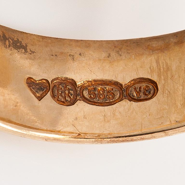 Kalevala Koru, ring, "Uskelan sormus", 14K gold, 1998.