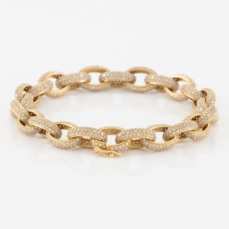 Bracelet, 18K gold with octagon-cut diamonds.