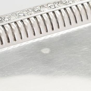 A silver tray, maker's mark of Henrik Tallberg, St. Petersburg 1832.