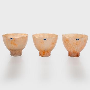 Oiva Toikka, three glass bowls, signed Oiva Toikka Nuutajärvi Notsjö.