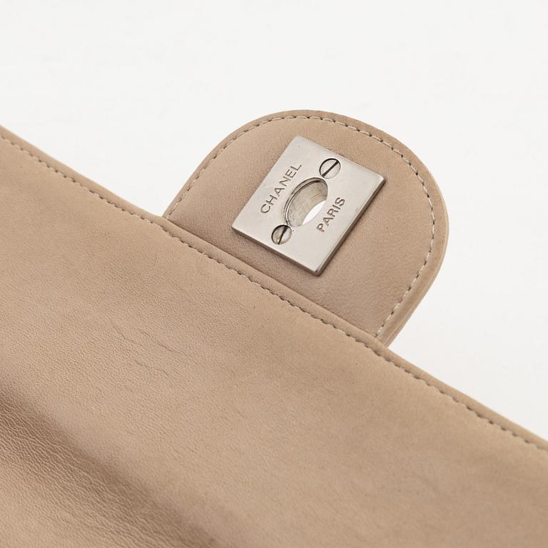 Chanel, väska, "East West flap bag". 2000-2002.