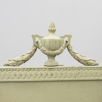 A late Gustavian bed, circa 1800.