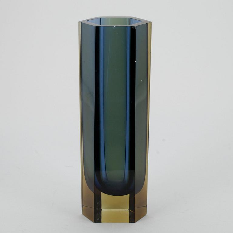 VAS, glas, "Pelare" signerad K. Franck Nuutajärvi Notsjö -62.