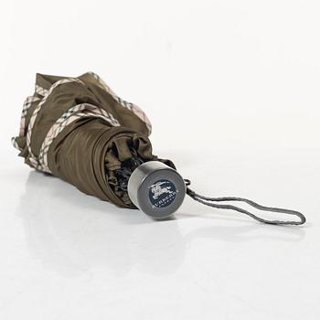 Burberry, umbrella.