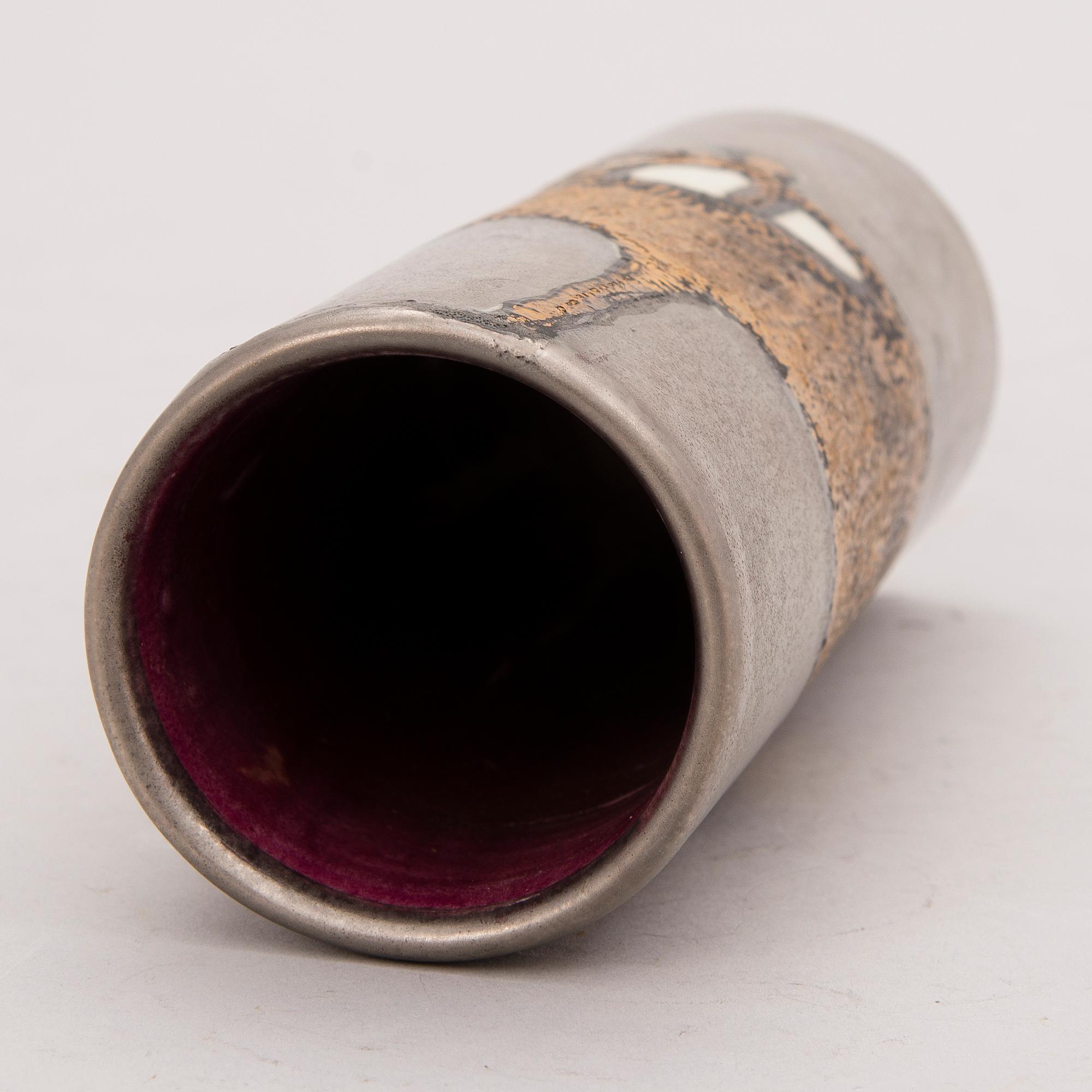 TOINI MUONA, maljakko, keramiikkaa, signeerattu TM. Arabia.