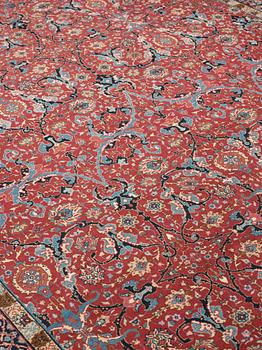 CARPET, SEMI-ANTIQUE TABRIZ PROBABLY, 372,5 x 280,5 cm.