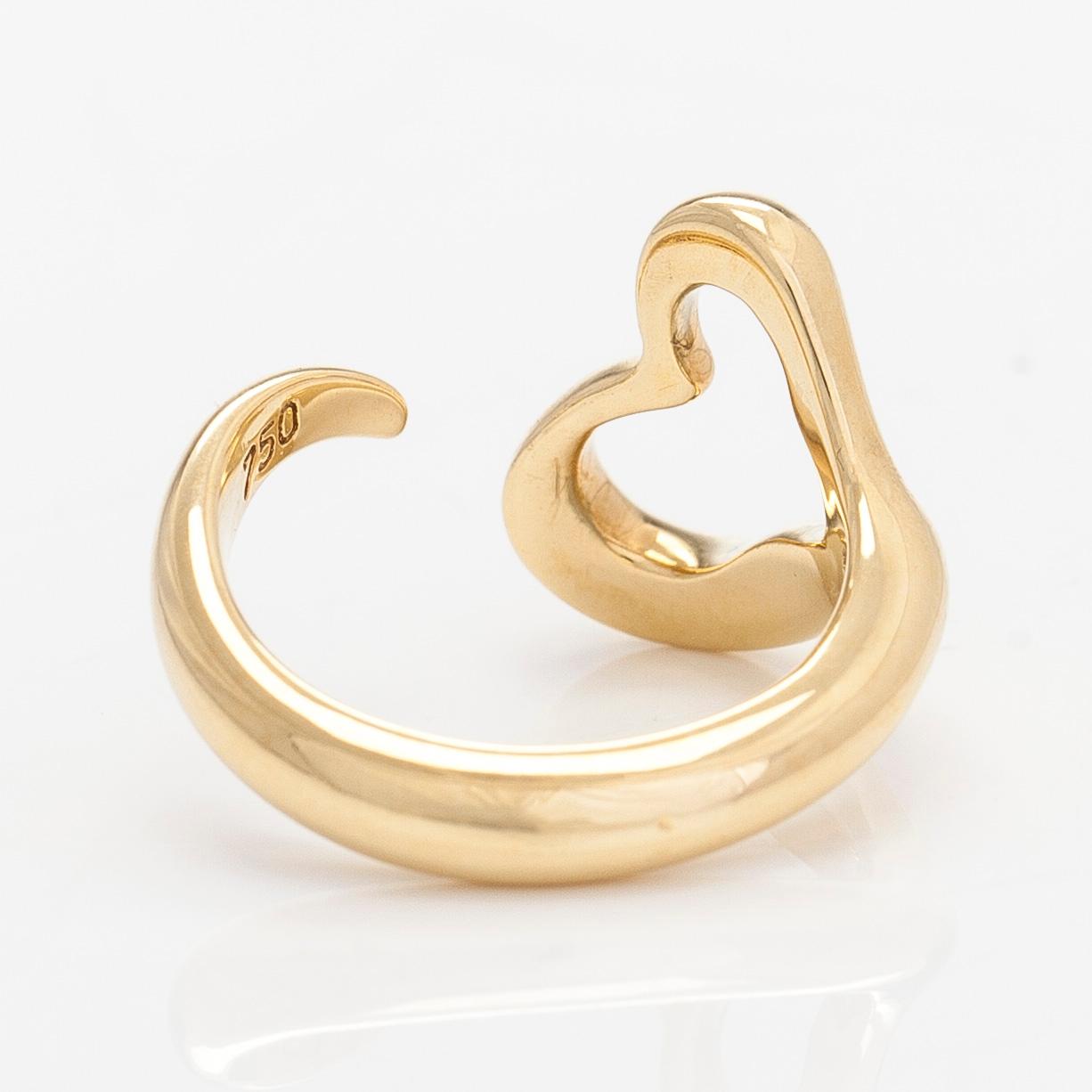 Tiffany & Co, Elsa Peretti, sormus, "Open Heart", 18K kultaa.