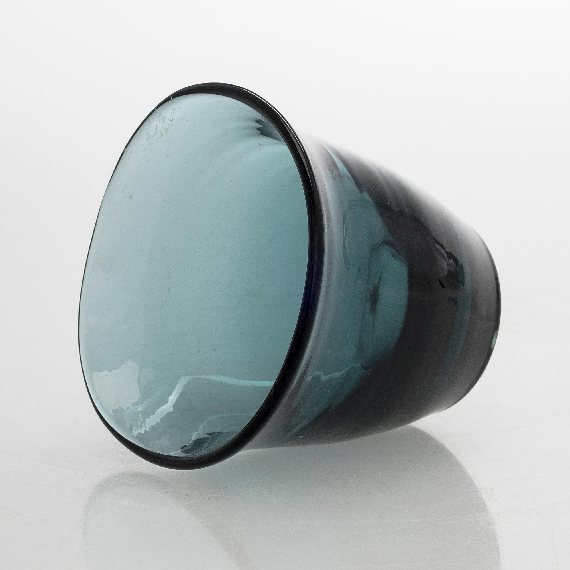 Gunnel Nyman, skål, modell 38 / 11122, Riihimäki Glasbruk Ab. Osignerad. Formgiven 1938.