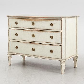 A Gustavian chest of drawers, ealry 19th century.