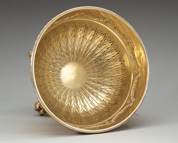 A Swedish 20th century silver-gilt bowl and ladle, makers mark of  C. G. Hallberg, Stockholm 1918.