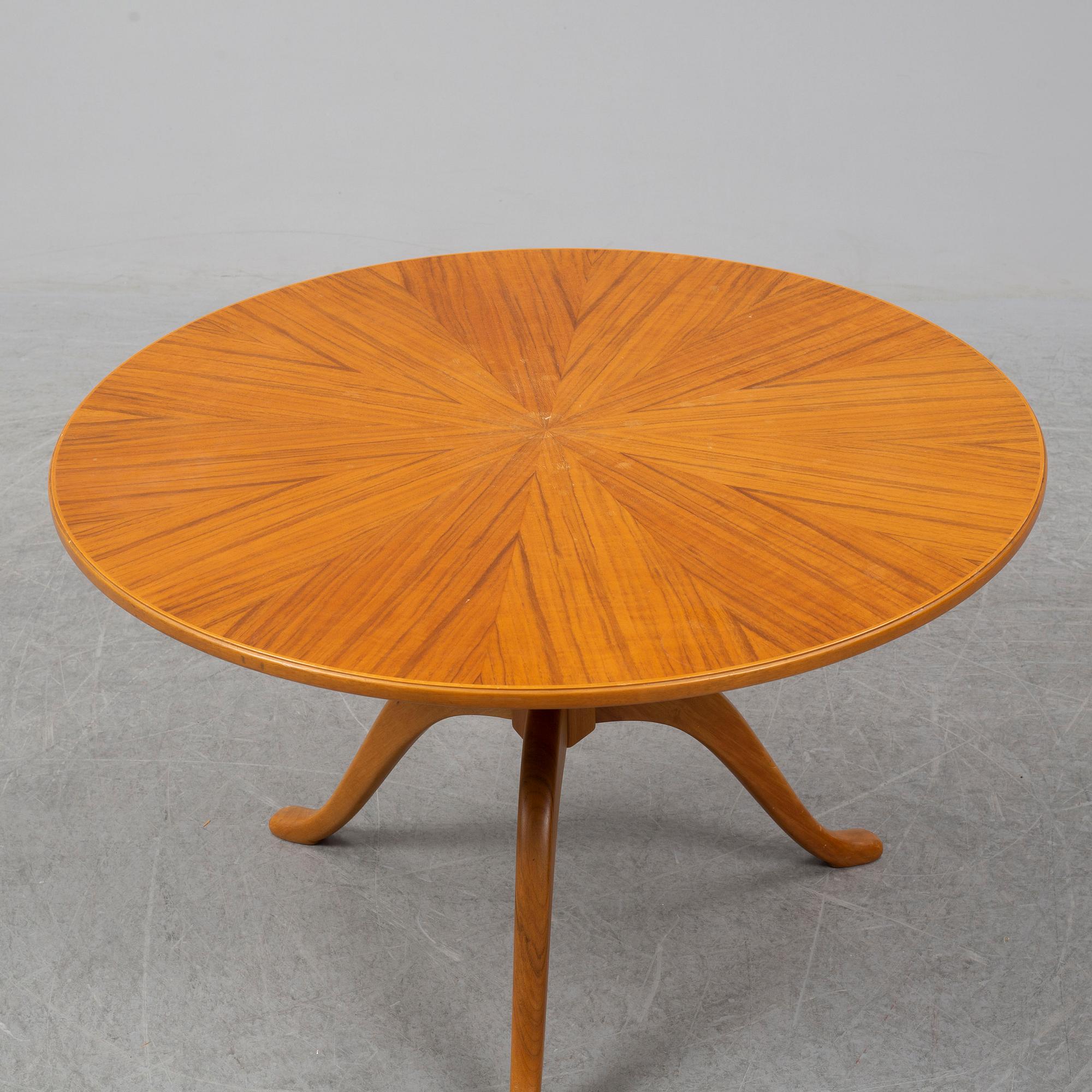 CARL MALMSTEN, a 'Berg' coffee table.
