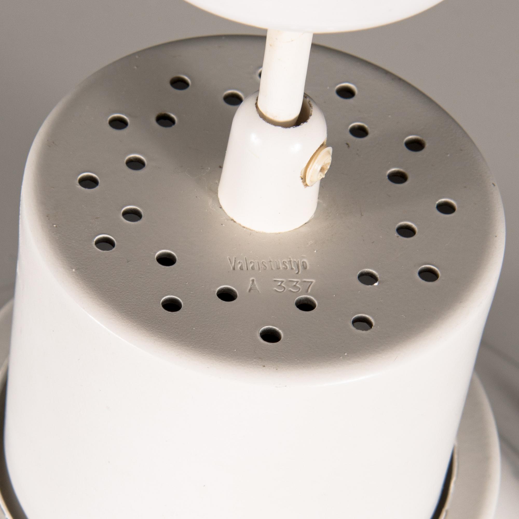Alvar Aalto, a 'A 337' pendant light for Valaistustyö.