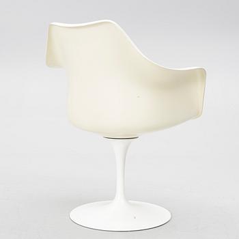 Eero Saarinen, A 'Tulip' armchair.