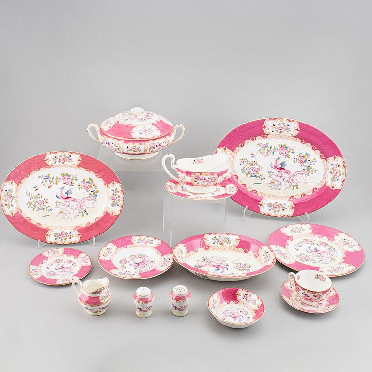 A part 'Pink Cockatrice' dinner and coffee and tea service, England, Minton, early 20th century (123 pieces).