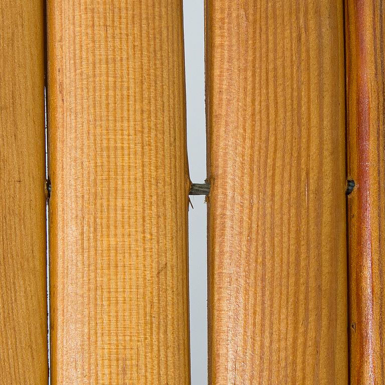 Alvar Aalto, vikskärm, modell 100 för O.Y. Huonekalu- ja Rakennustyötehdas A.B. 1900-talets mitt.